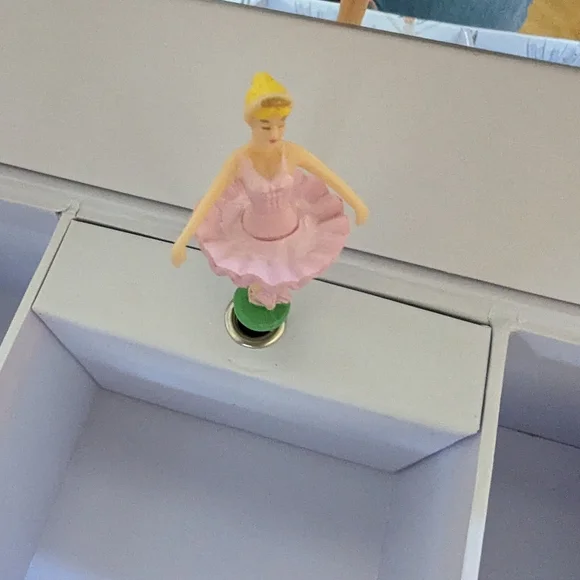 Ballerina Musical Jewelry Box - Picture 7 of 10